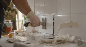 Comment enlever du carrelage mural sans abîmer le placo vite